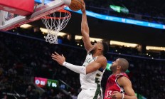 星空体育竞技-雄鹿大胜老鹰，哈登贡献32分！的简单介绍