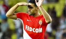 星空体育中国官网-摩纳哥客场逆袭圣埃蒂安，取得关键胜利的简单介绍