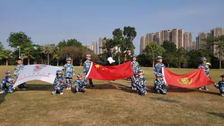 包含经验老将领衔新秀队，共同打造明日之星的词条