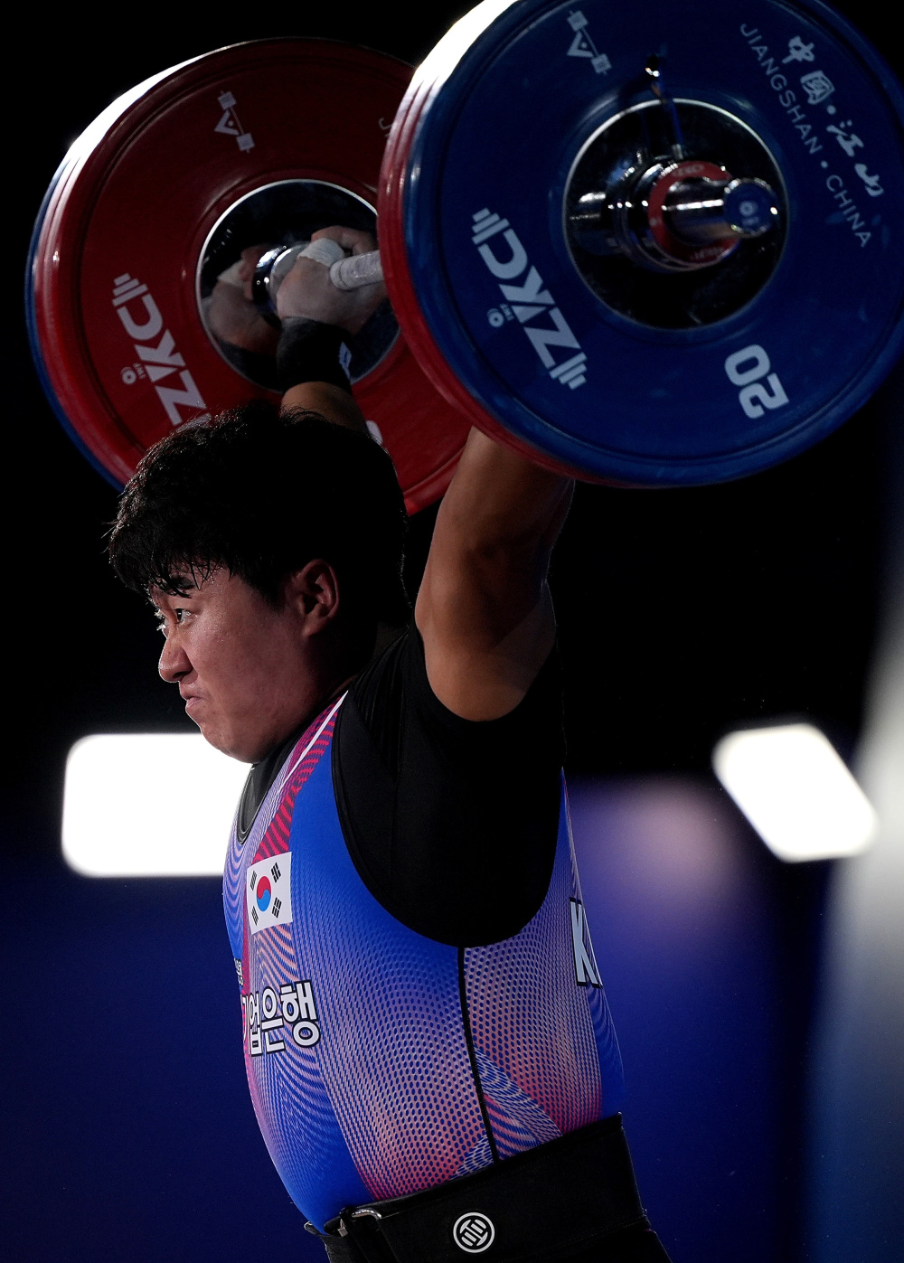 泰国举重选手惊艳表现,力夺金牌!的简单介绍 泰国举重选手惊艳表现,力夺金牌!的简单介绍