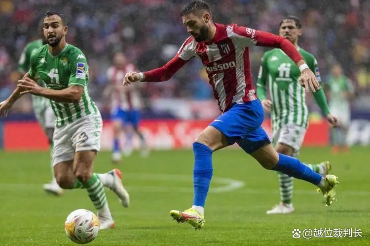 佛罗伦萨后卫受伤:球队换血或将陷入困境的简单介绍 佛罗伦萨后卫受伤:球队换血或将陷入困境的简单介绍