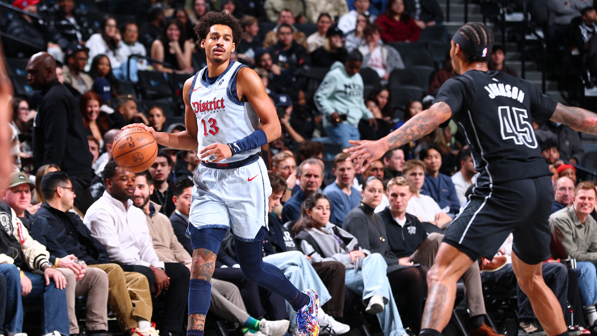 篮网轻取76人，取得九连胜