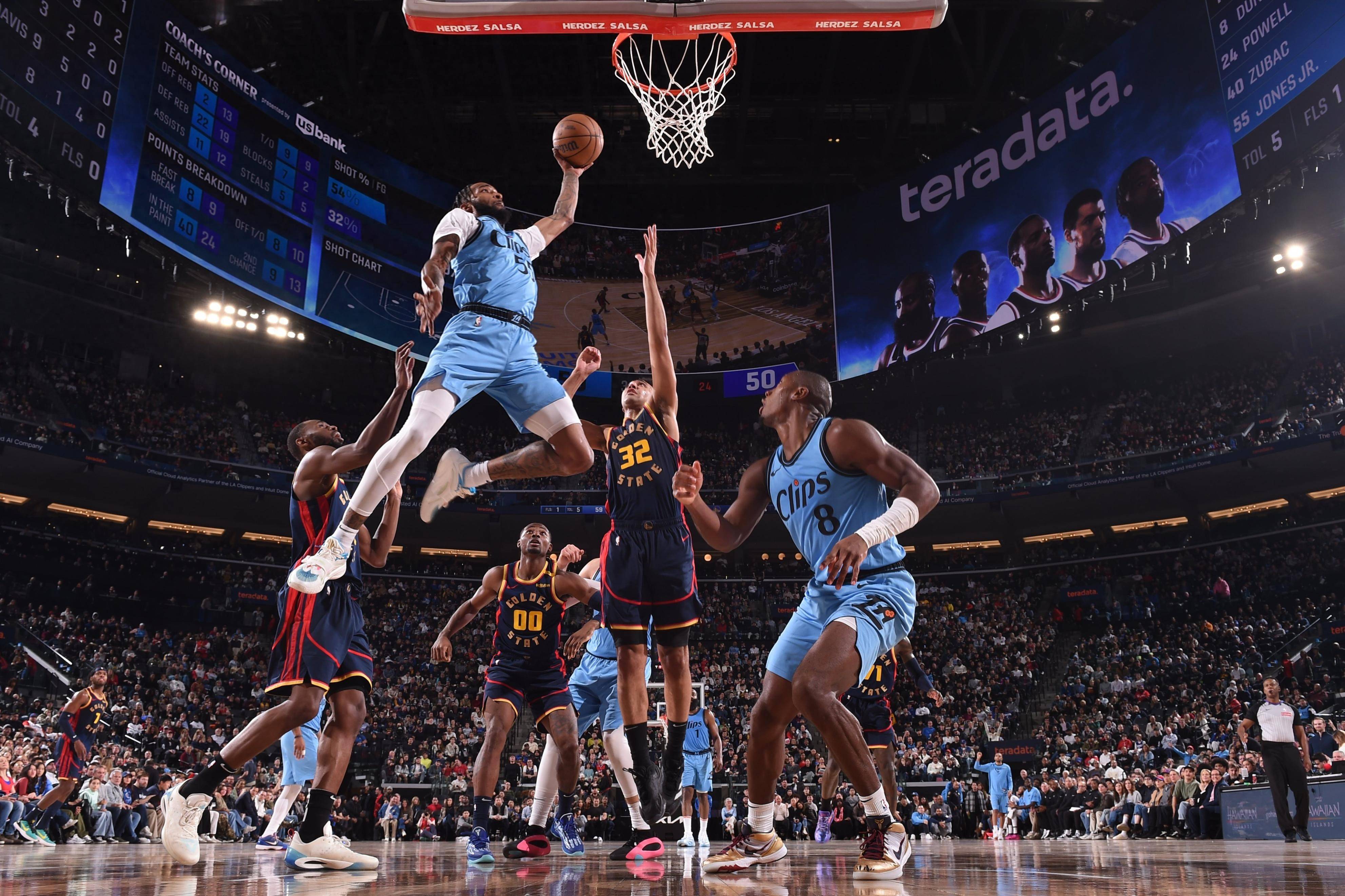 快船100比112输给灰熊,吞下两连败 快船100比112输给灰熊,吞下两连败