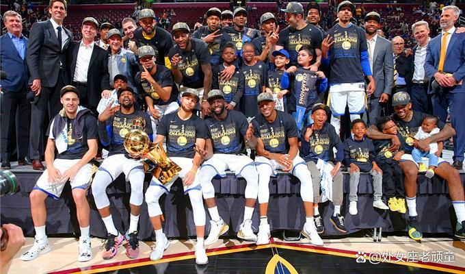 湖人队巨星球员表现神勇带队胜出 湖人队巨星球员表现神勇带队胜出