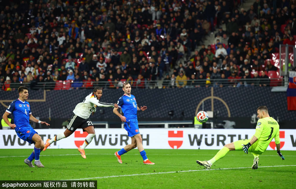 国际足球赛事中技术与战术的较量 国际足球赛事中技术与战术的较量